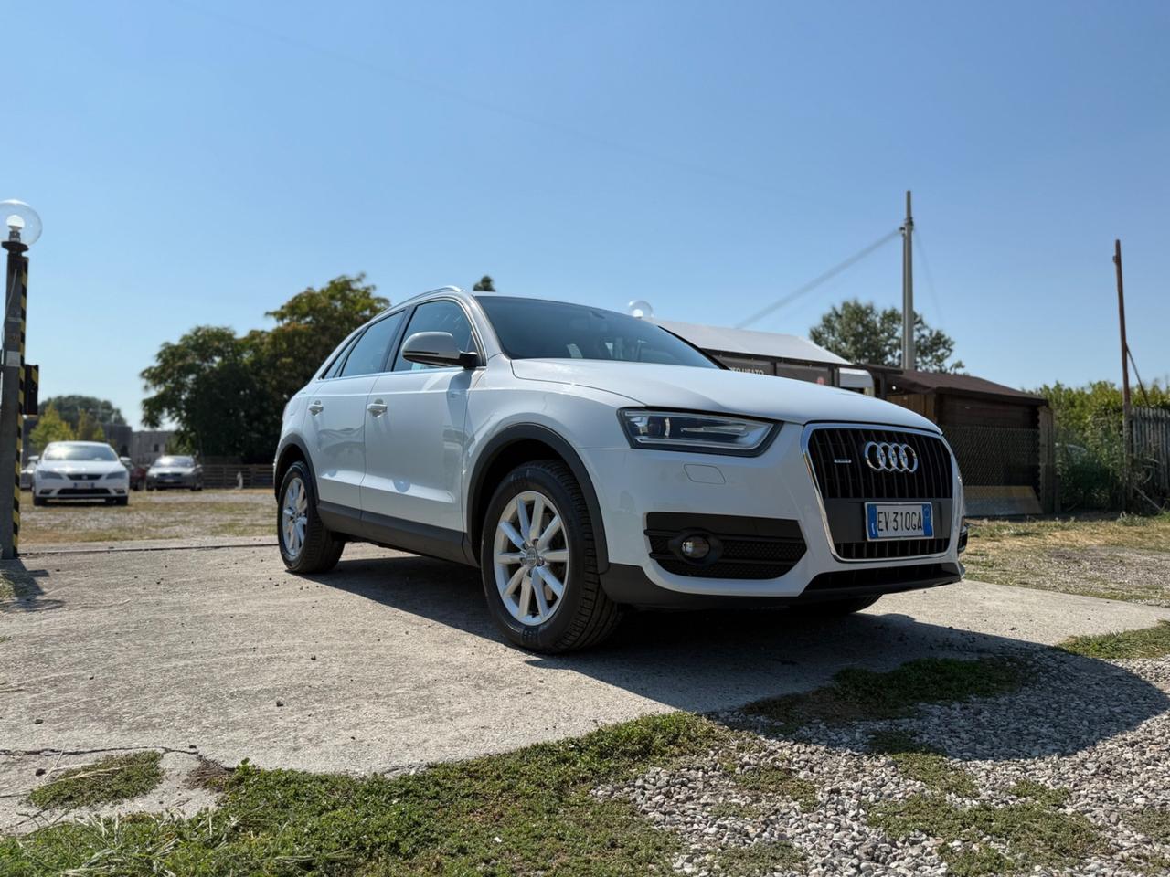 Audi Q3 2.0 TDI 177 CV quattro S tronic Business Plus