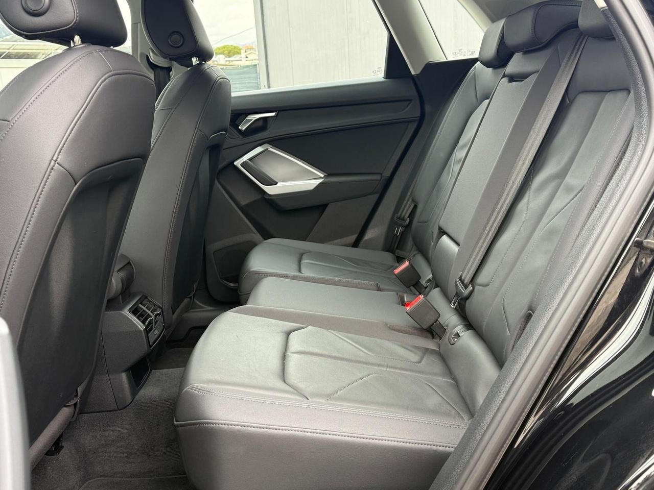 AUDI Q3 QUATTRO S LINE 150cv UNICOPROPRIETARIO