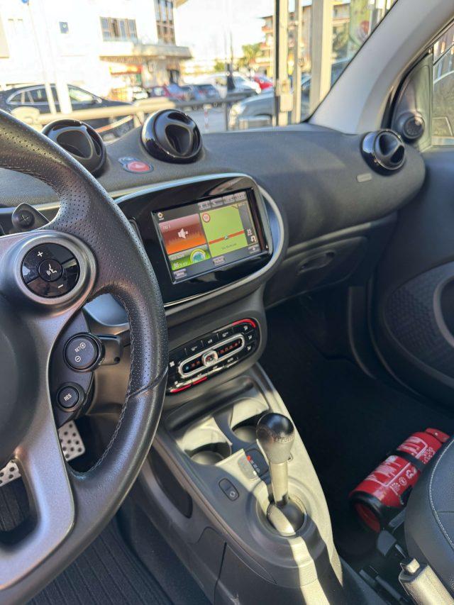 SMART ForTwo 1.0 Prime 71cv twinamic Navi Fari Led