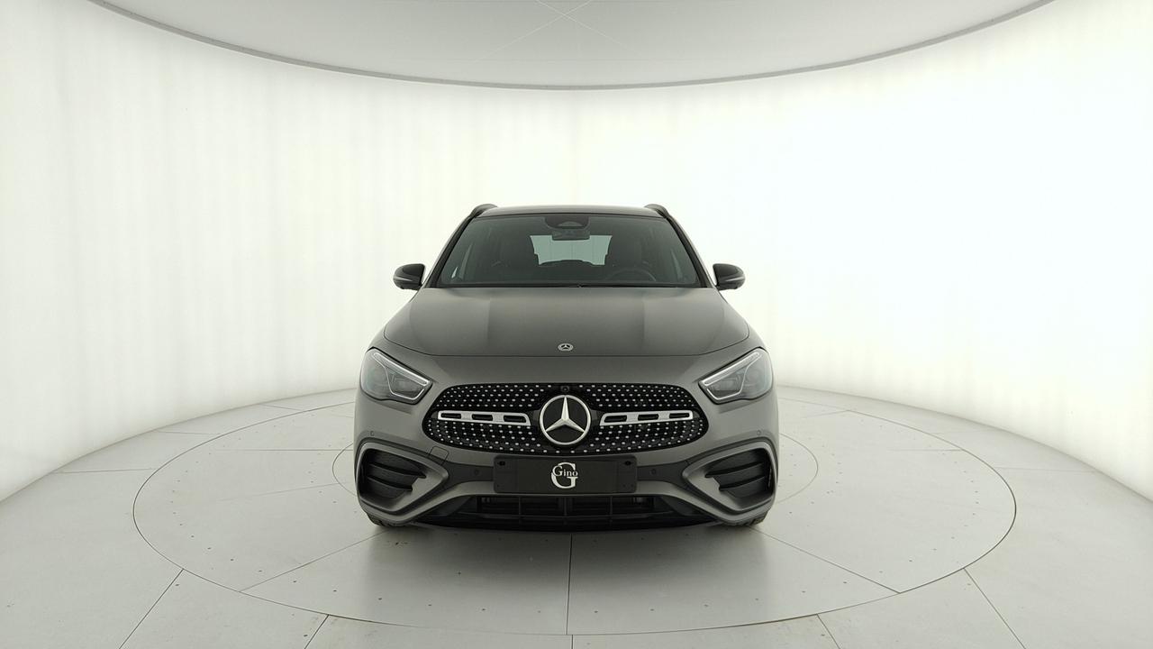 Mercedes-Benz GLA 200 d automatic