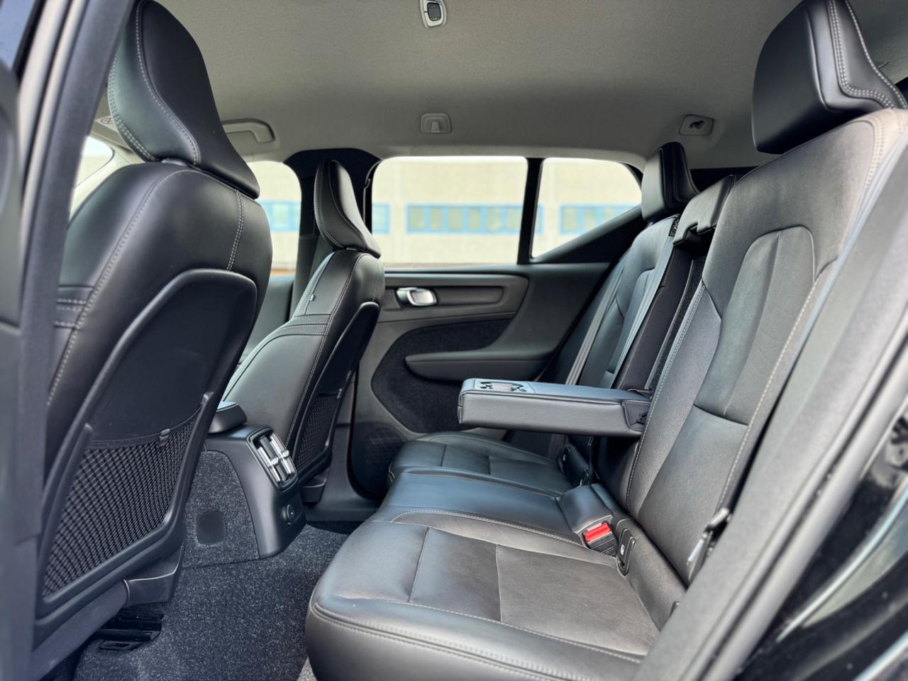 Volvo XC40 T5 Recharge Plug-in Hybrid R-design