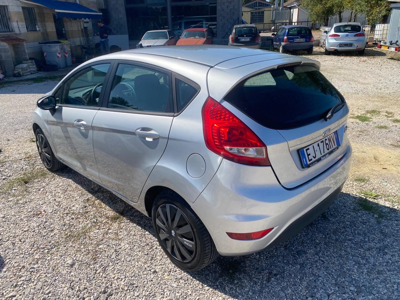 Ford Fiesta Ikon 1.2 8 CV 5 porte