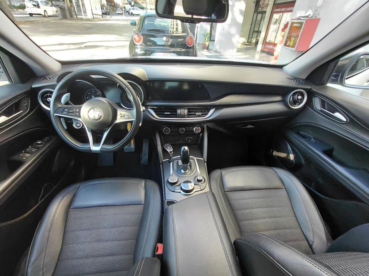 Alfa Romeo Stelvio Executive 2.2 #11109