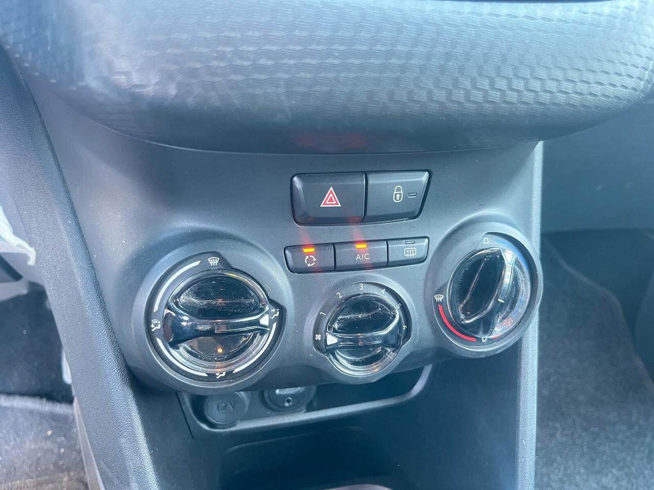 Peugeot 2008 BlueHDi 100 Active