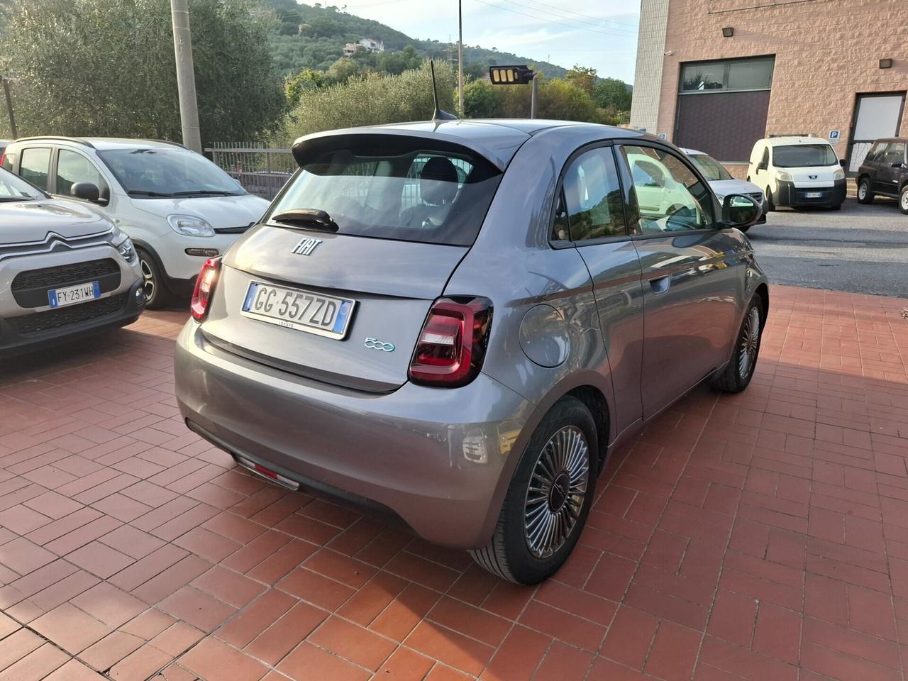 Fiat 500 500e 3+1 42 kWh Passion