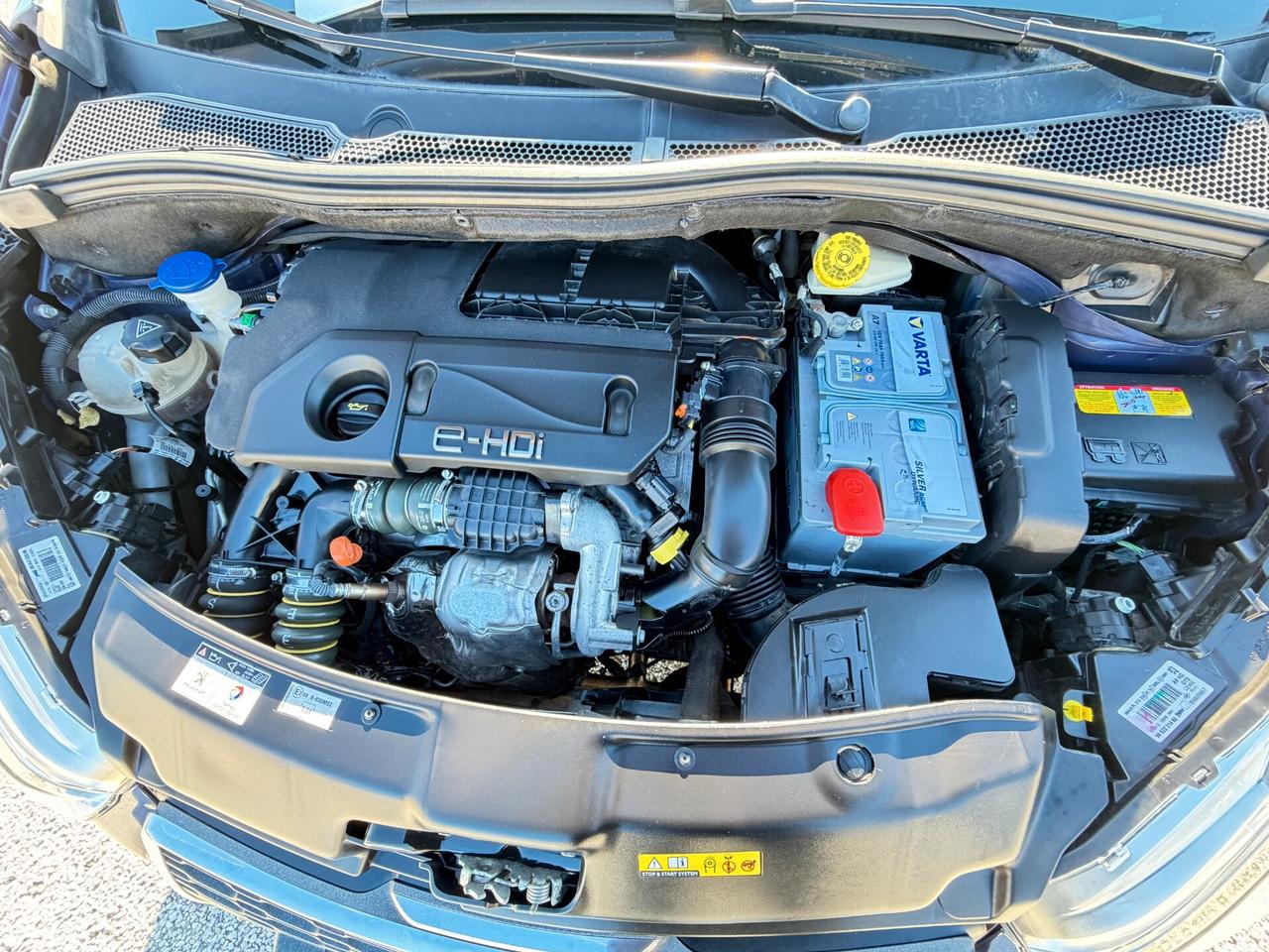 Peugeot 208 1.6 HDi 92 cv 48.103 km full optional unico proprietario