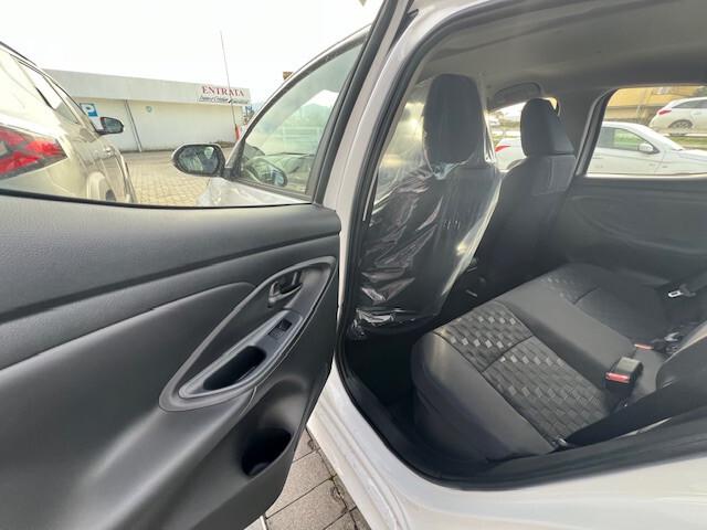 Toyota Yaris 1.5 Hybrid 5 porte Active