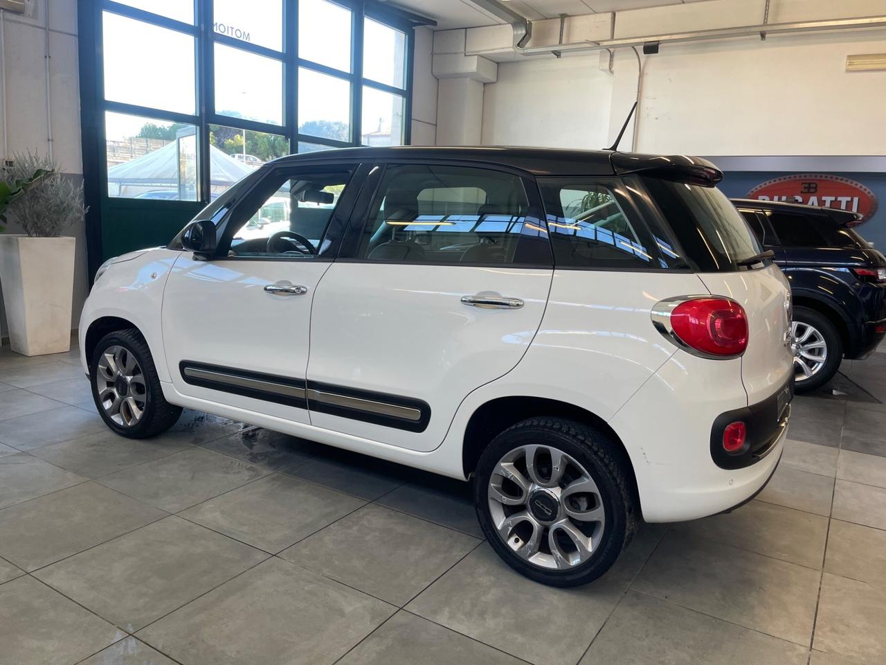 Fiat 500L Living 0.9 TwinAir Turbo Natural Power Lounge