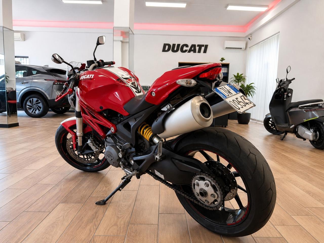 Ducati Monster 796plus