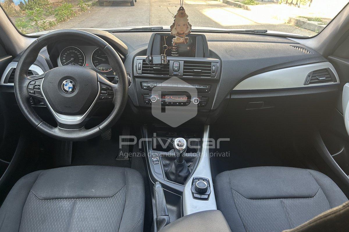 BMW 116d 5p. Unique