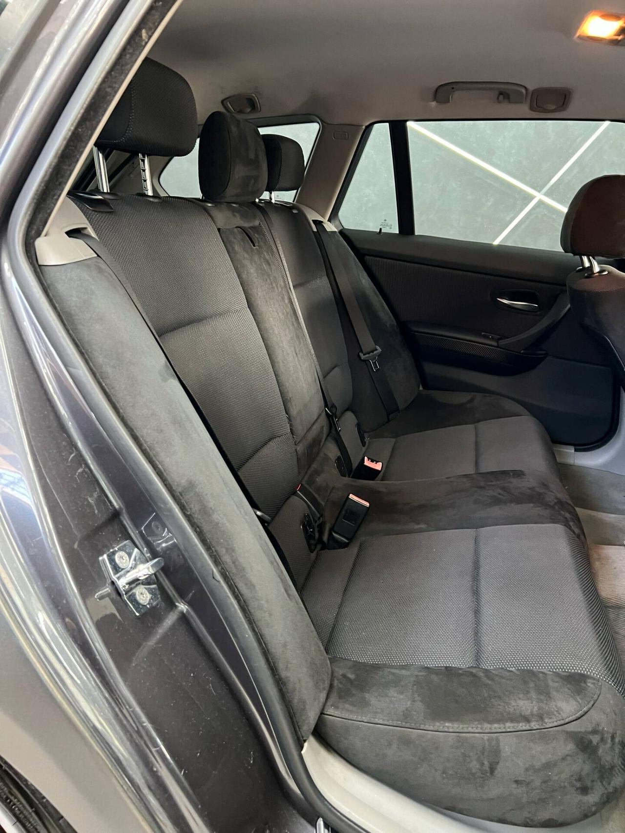BMW 320D TOURING M SPORT