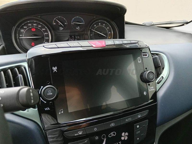 Lancia Ypsilon Ypsilon 1.0 firefly hybrid Platino s&s 70cv