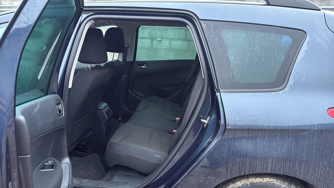 Peugeot 308 1.6 Diesel-2013 PER COMERCIANTI