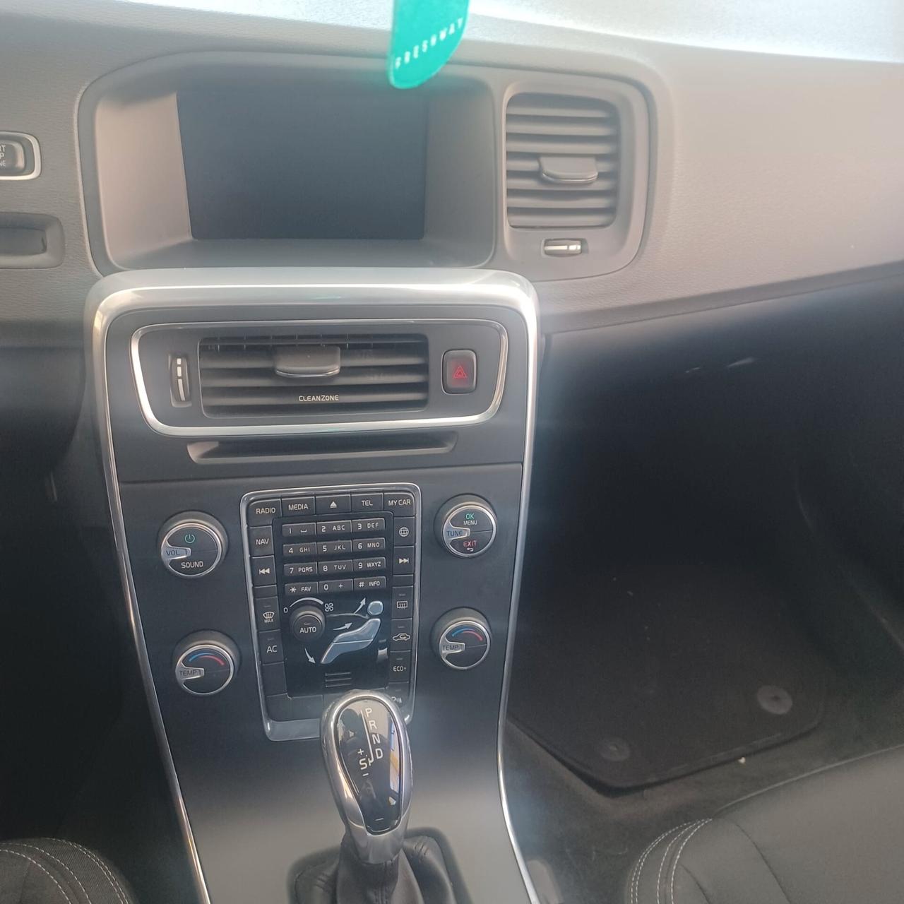 35.000KM MOTORE SOSTUITITO VOLVO V60 2.0 TDI AUTOM