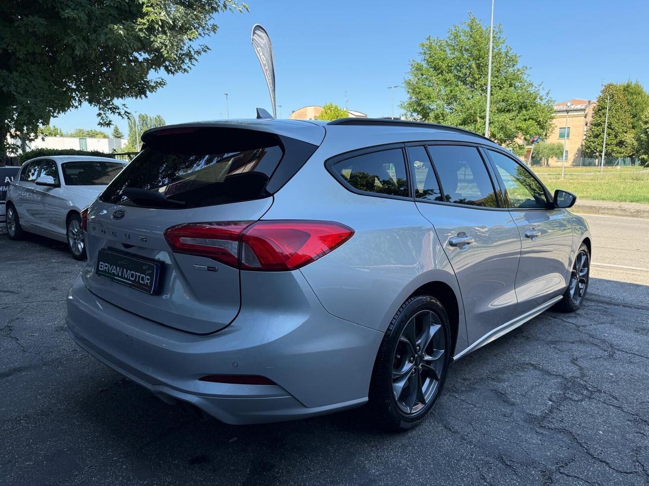 Ford Focus 1.0 EcoBoost Hybrid 125 CV Powershift SW ST-Line