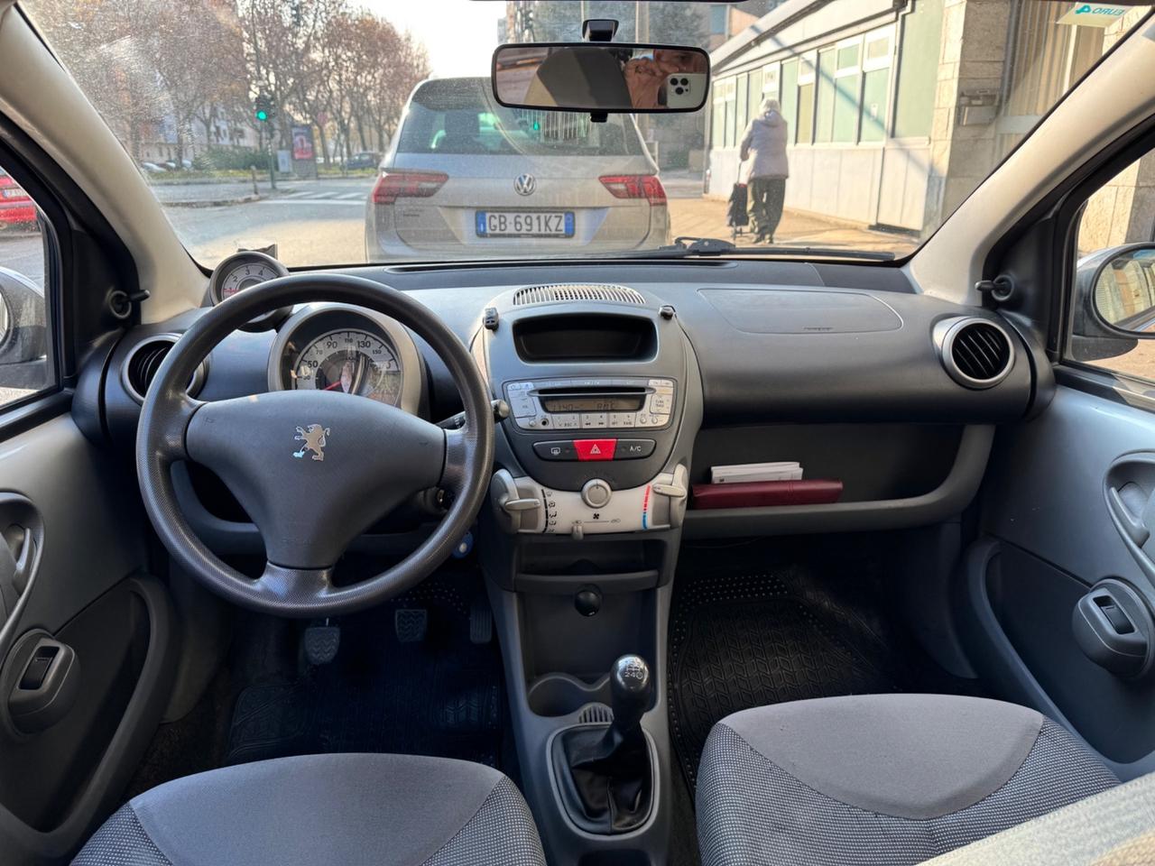 Peugeot 107 1.4 HDi 5p. Plaisir