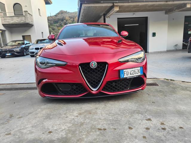 ALFA ROMEO Giulia 2.9 V6 Bi-Turbo Quadrifoglio MAN
