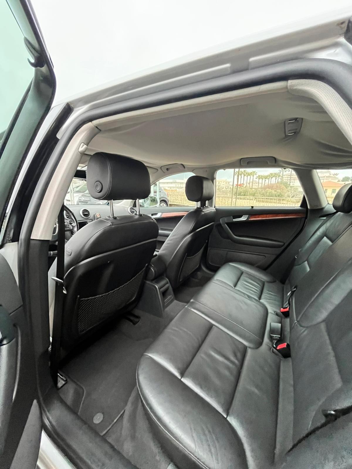 Audi A3 SPB 1.6 TDI 105 CV CR S tronic Ambiente