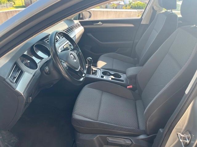 Volkswagen Passat 1.6 TDI Trendline BlueMotion Technology