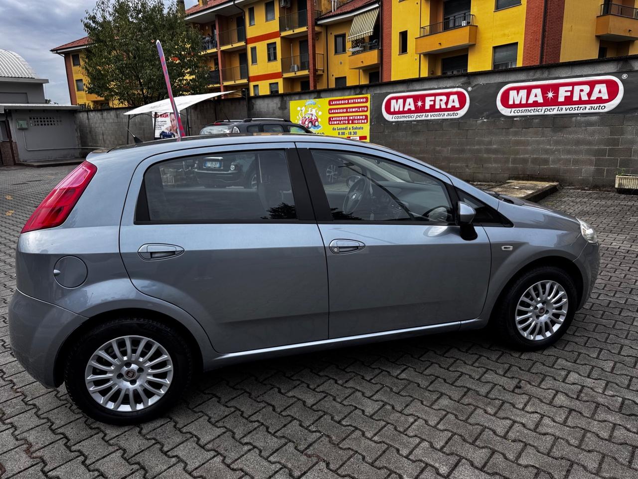 Fiat Grande Punto 1.2 5 porte Dynamic neopatentati