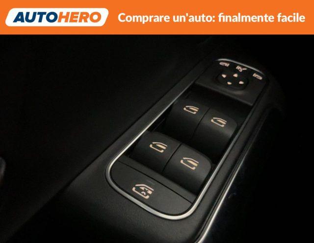 MERCEDES-BENZ GLA 200 d Automatic Sport