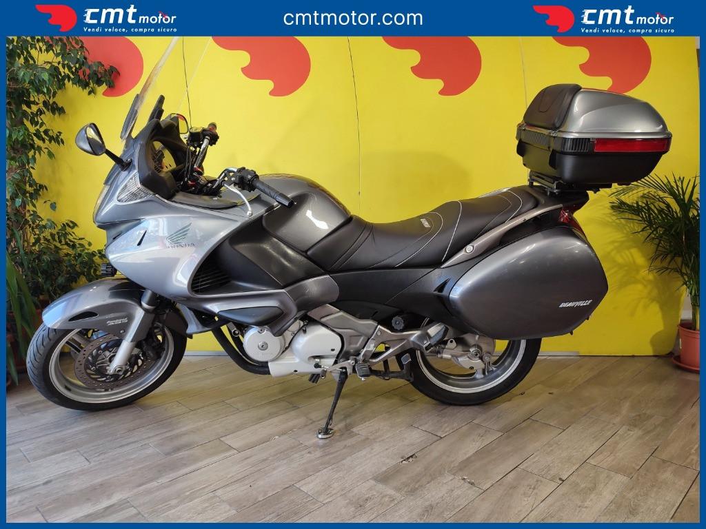 Honda Deauville 700 - 2006