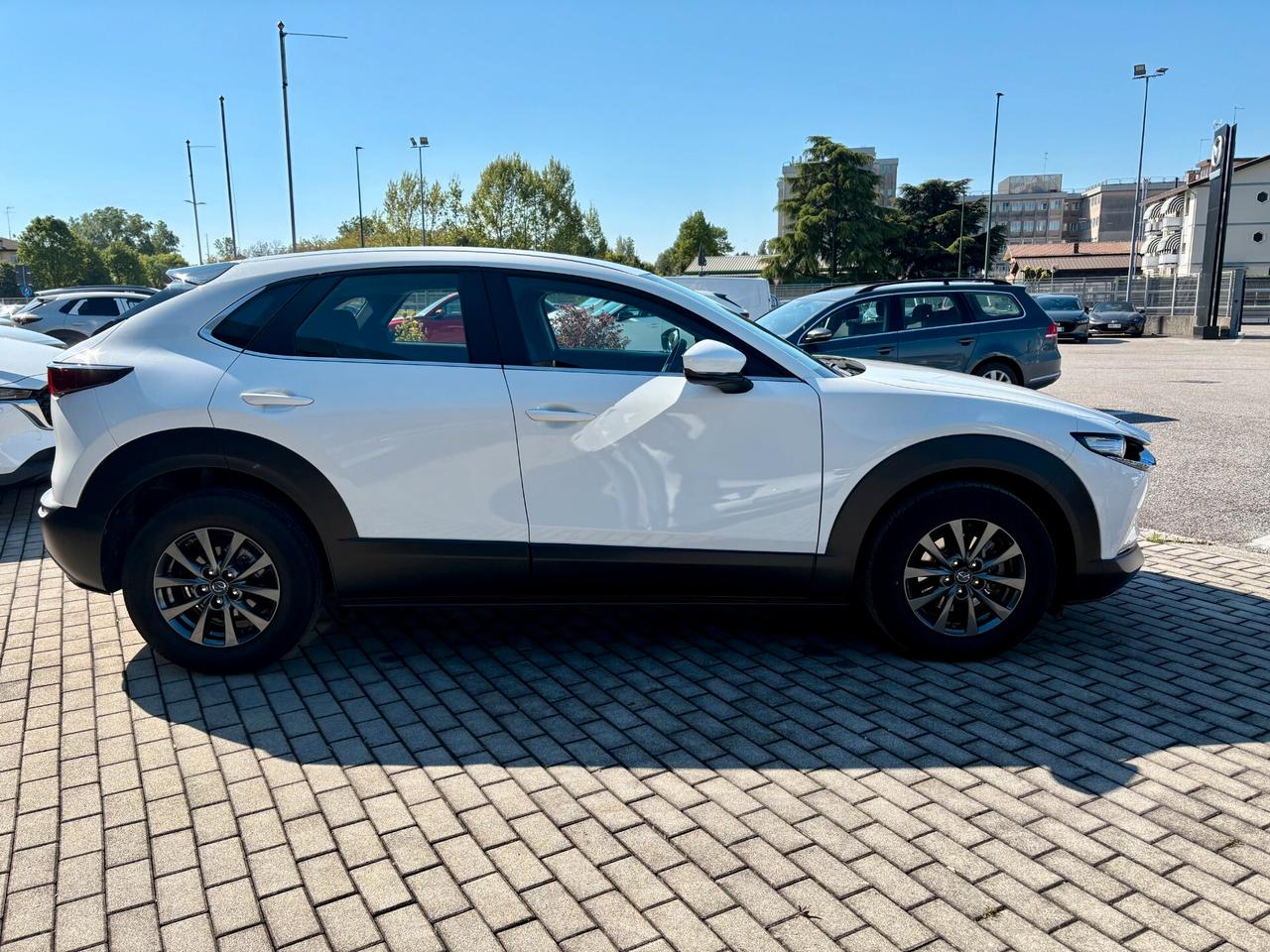 Mazda CX-30 2.0L e-Skyactiv-G M Hybrid 2WD Evolve