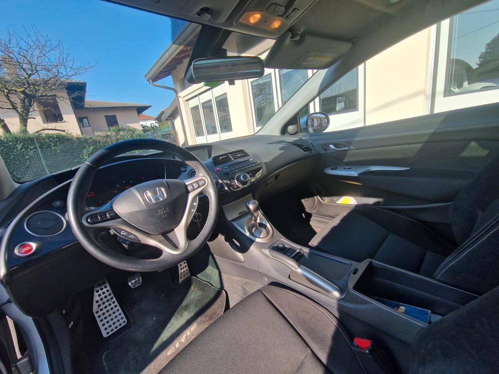 Honda Civic 5 Porte Civic 5p 1.8 i-vtec Exclusive Leather LE (executive) i-pilot i-shift