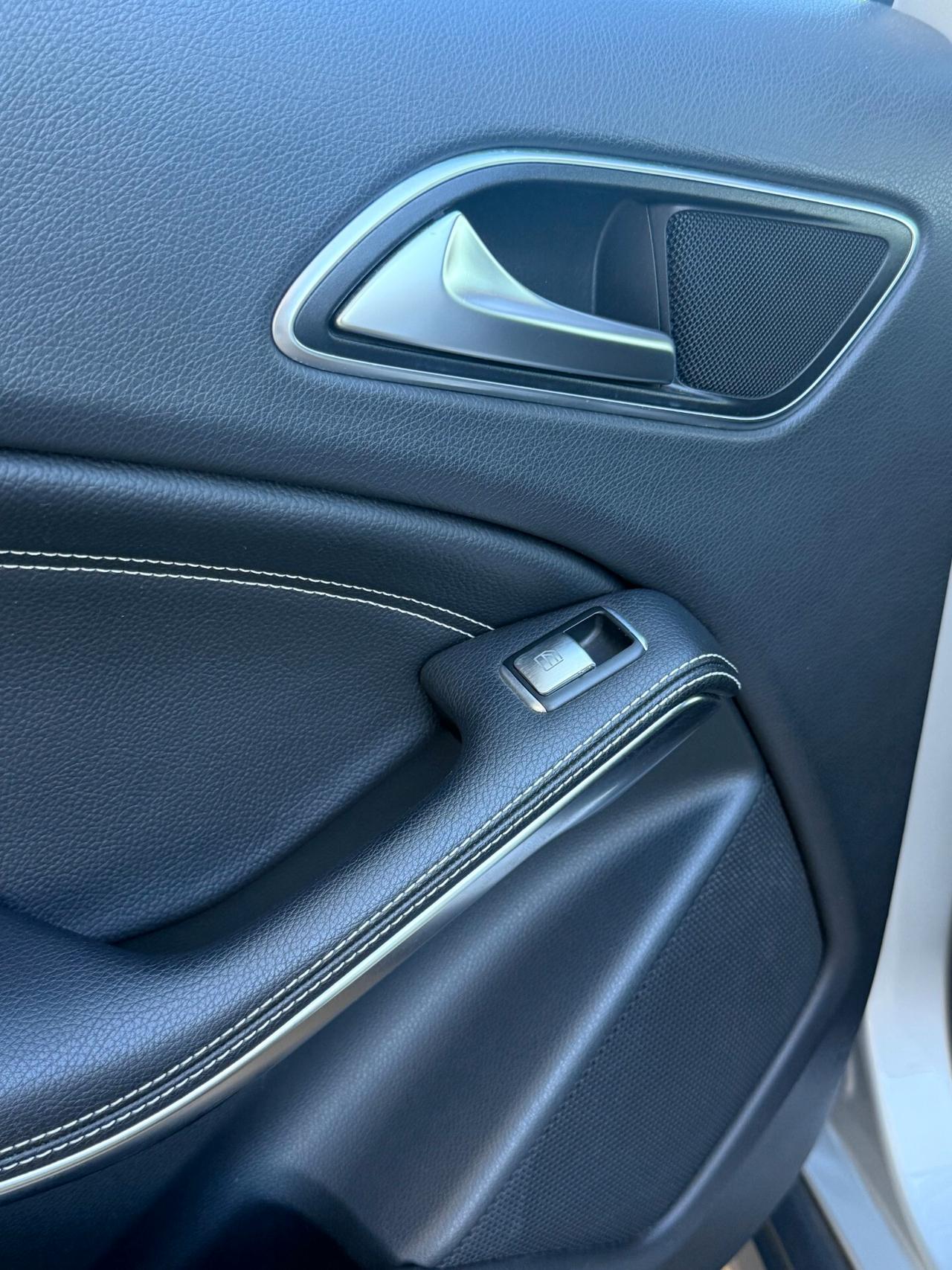 Mercedes-benz GLA 200 d Premium auto TELECAMERA,NAVI,ANDROID AUTO,INTERNI IN PELLE,FULL LED,BLOCK SHAFT