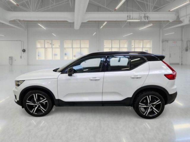 VOLVO XC40 B4 AWD Geartronic R-design