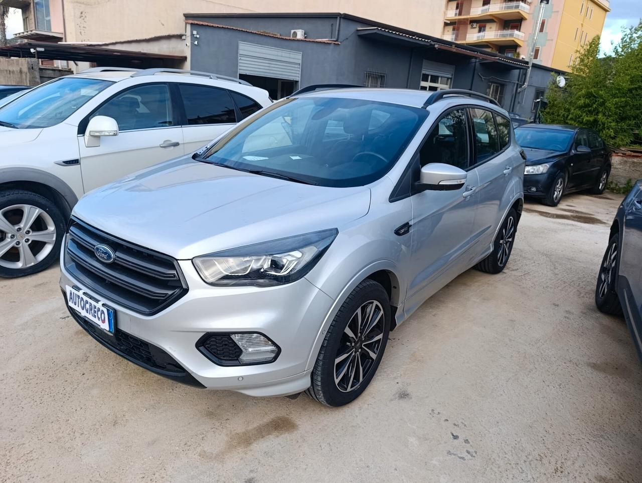 Ford Kuga 2.0 TDCI 120 CV S&S 2WD Powershift ST-Line