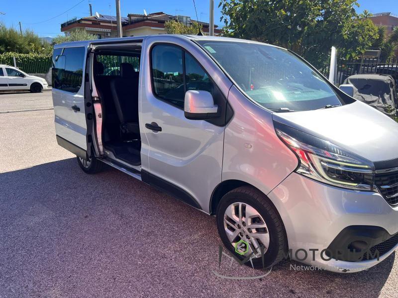 Renault Trafic T27 2.0 dCi 120CV PC-TN Intens