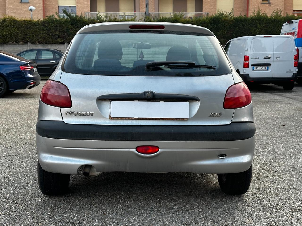 Peugeot 206 1.1 3p. XT