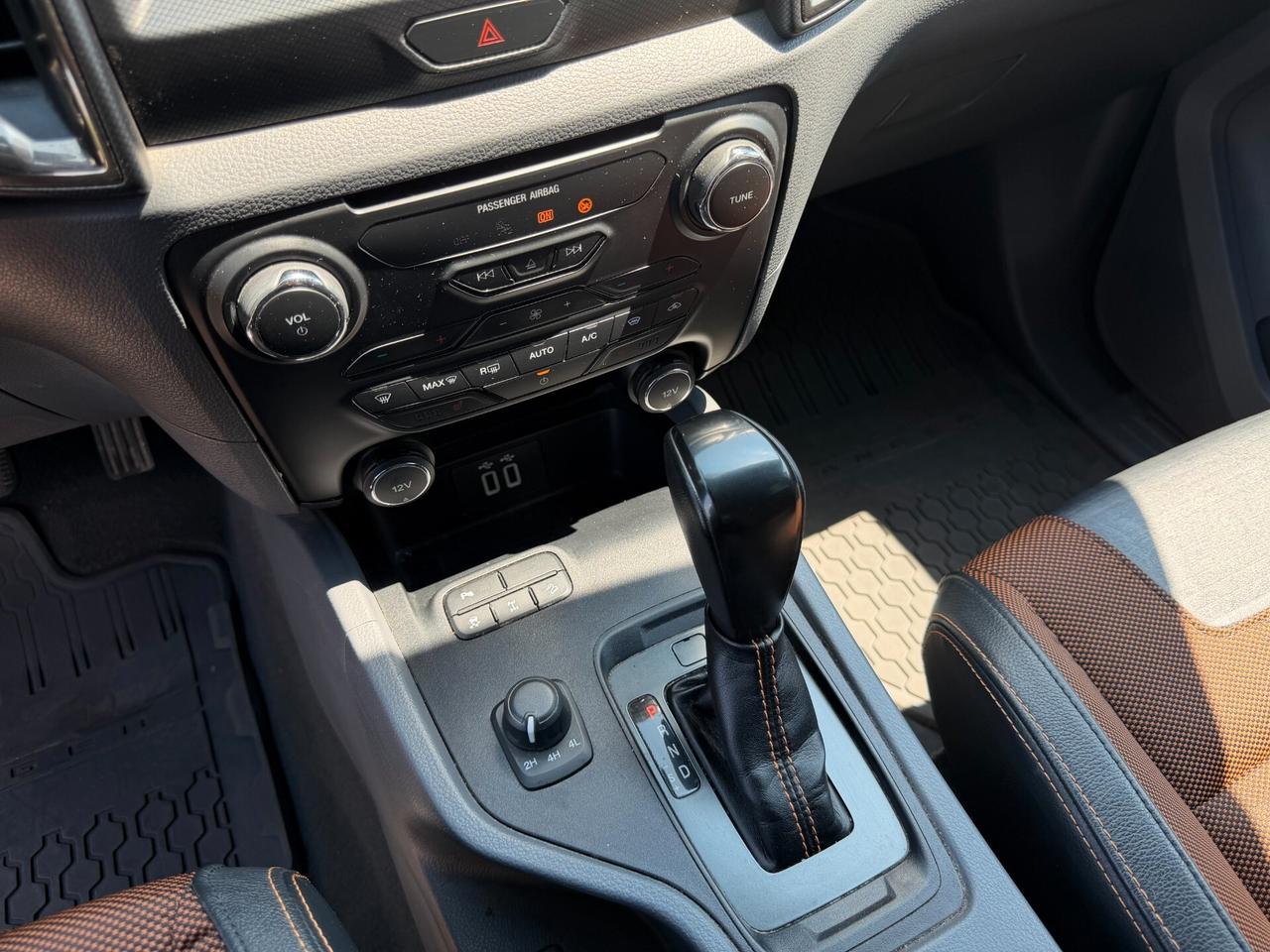 Ford Ranger 3.2 TDCi aut. Double Cab GANCIO TRAINO