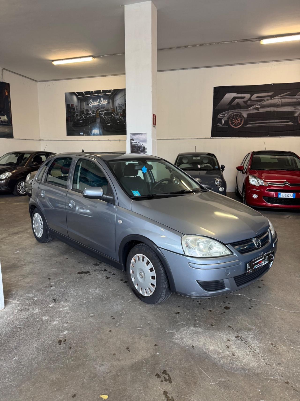 Opel Corsa 1.2i 16V cat 5 porte Enjoy