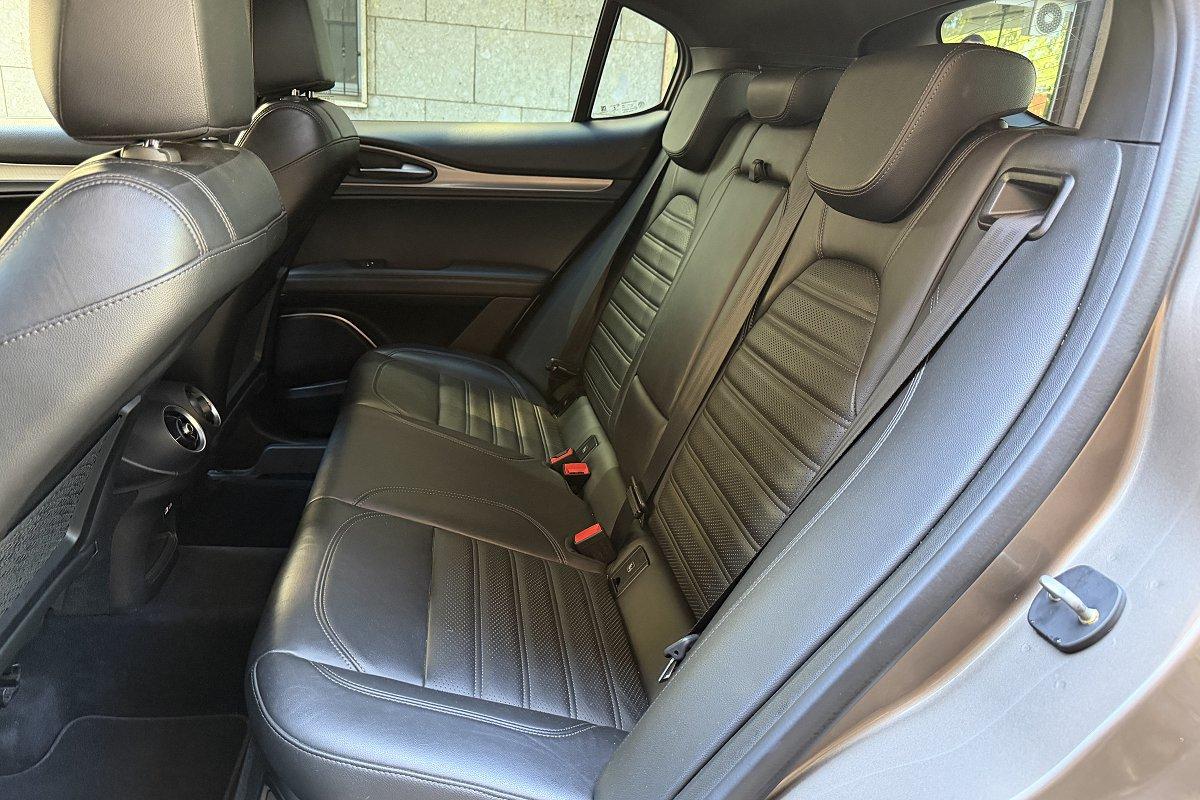 ALFA ROMEO Stelvio 2.2 Turbodiesel 210 CV AT8 Q4 Executive