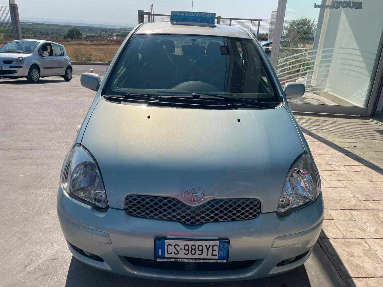 Toyota Yaris 1.0 3 porte Sol OK neopatentati