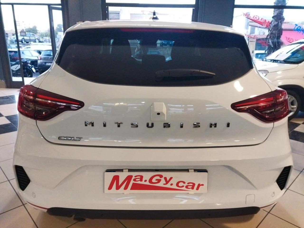 Mitsubishi Colt 1.0L turbo 91 cv Invite