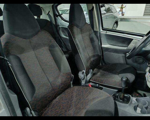 PEUGEOT 107 1.0 68CV 5p. Sweet Years