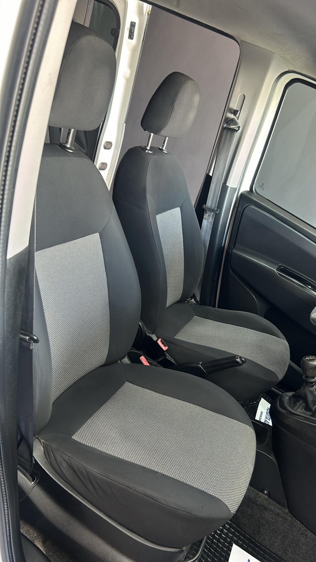 Fiat Doblo 1.4 T-Jet 120 cv Natural Power Dynamic 2012