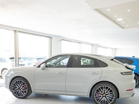Porsche Cayenne Coupé 4.0 V8 S 2024 Grigio Gesso