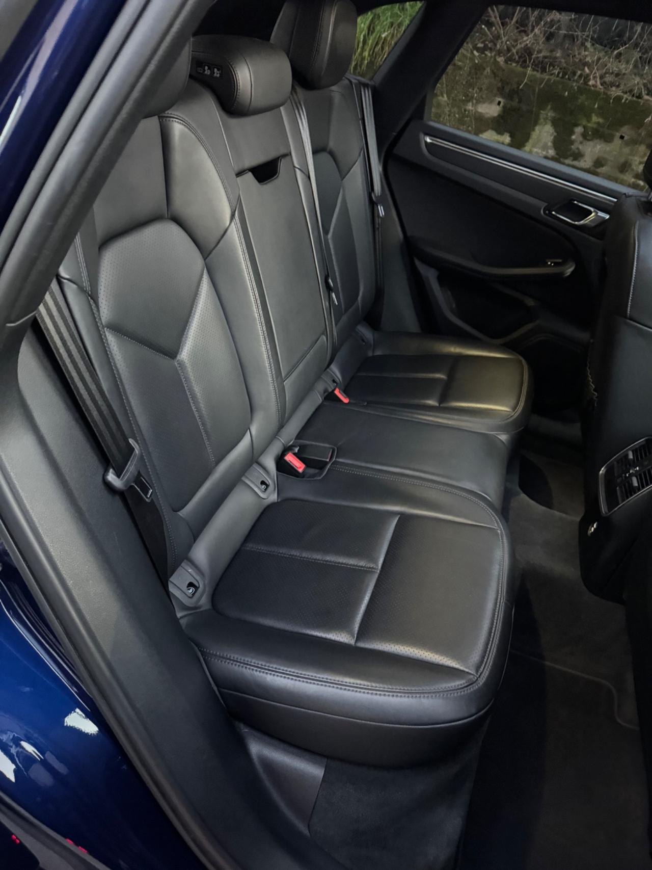 Porsche Macan cerchi 21, tetto, tagliandi Porsche