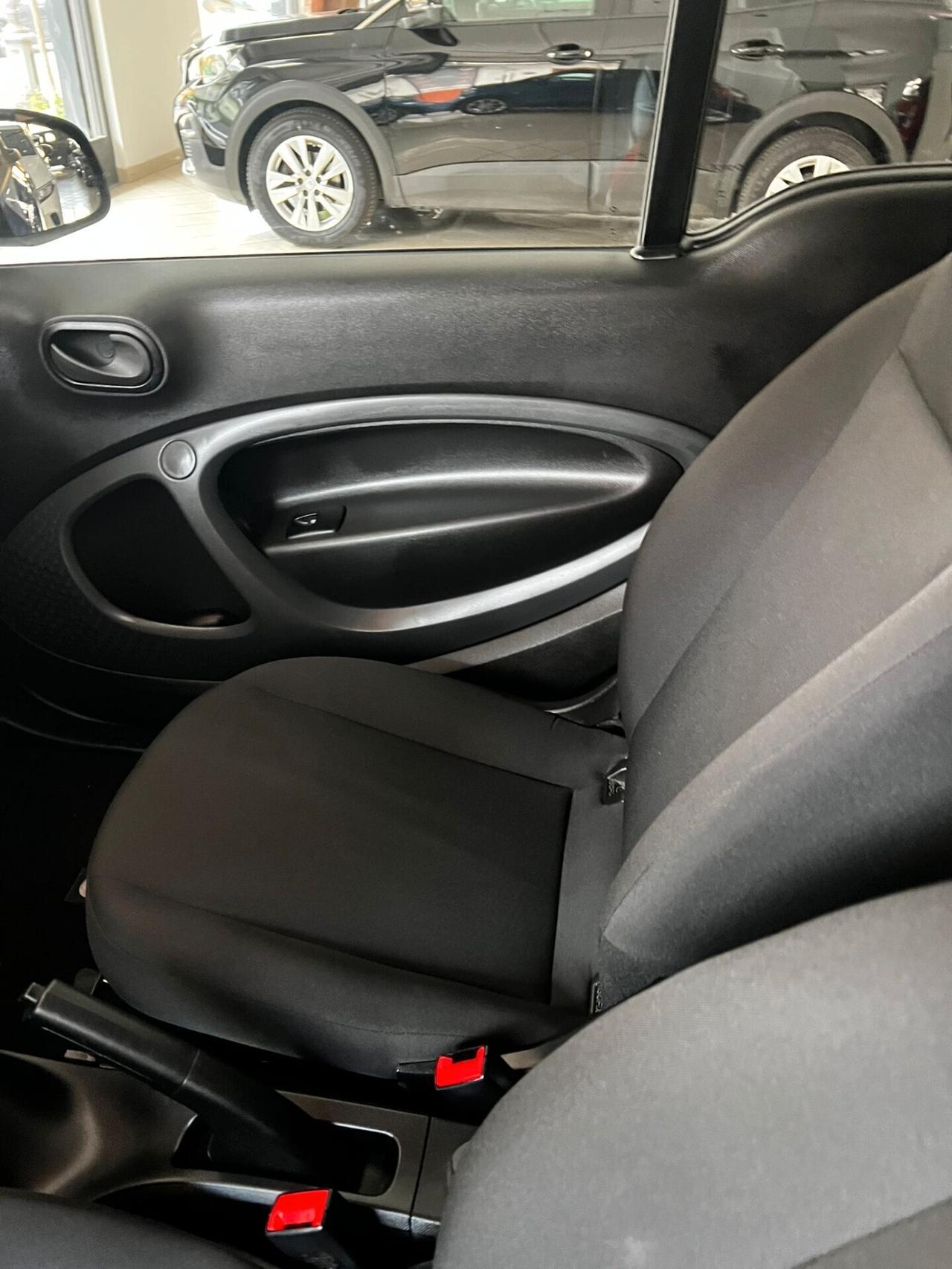 Smart ForTwo 0.9 Turbo Basis Standard