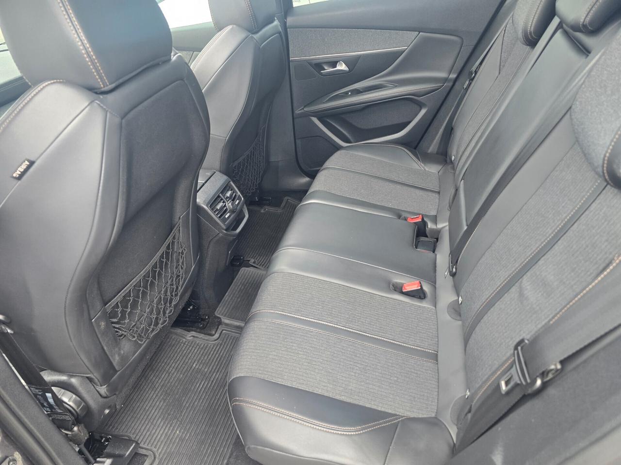 Peugeot 3008 BlueHDi 120 S&S EAT6 GT Line