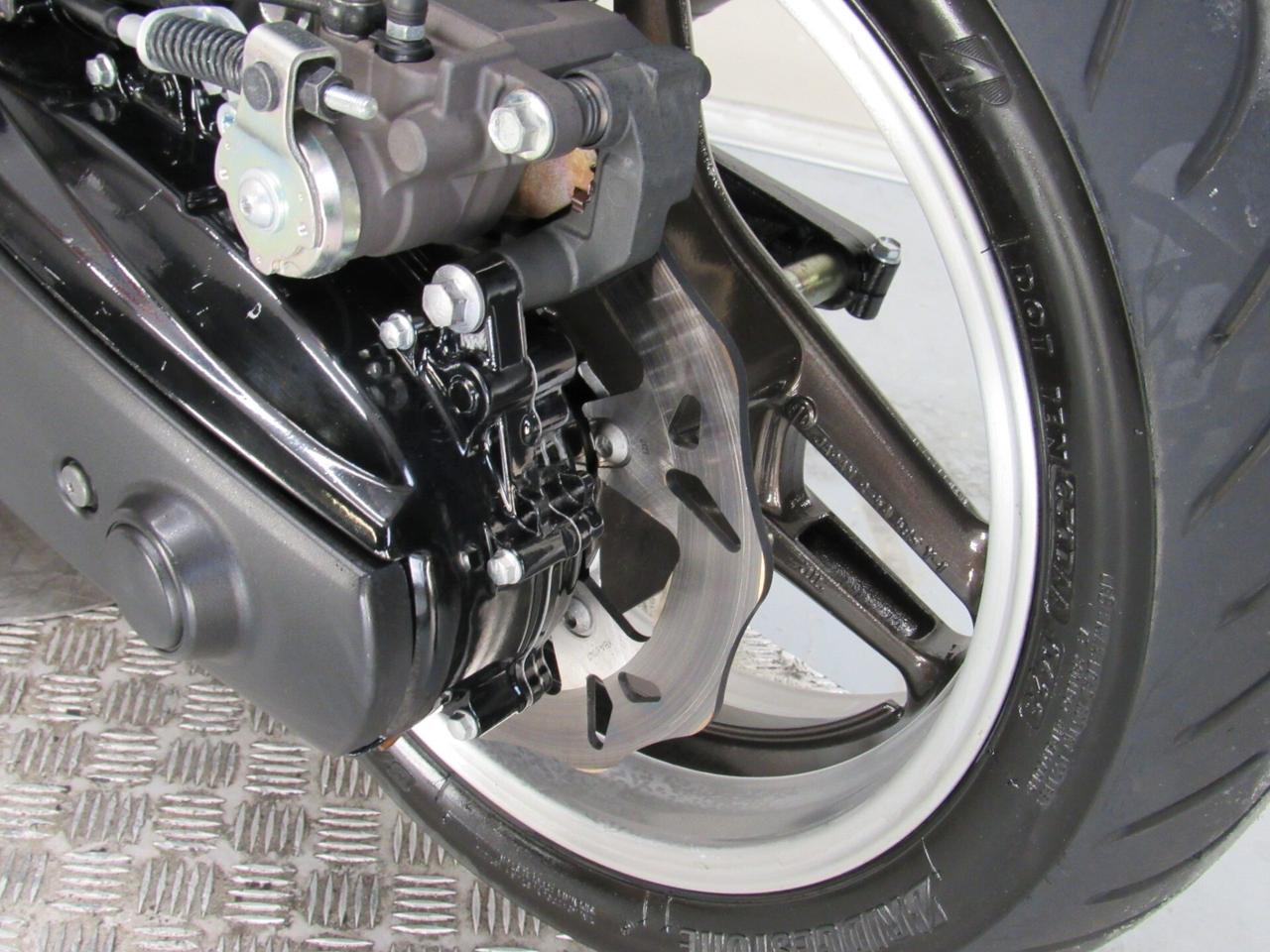 Yamaha T Max WHITEMAX ANNIVERSARY AKRAPOVIC