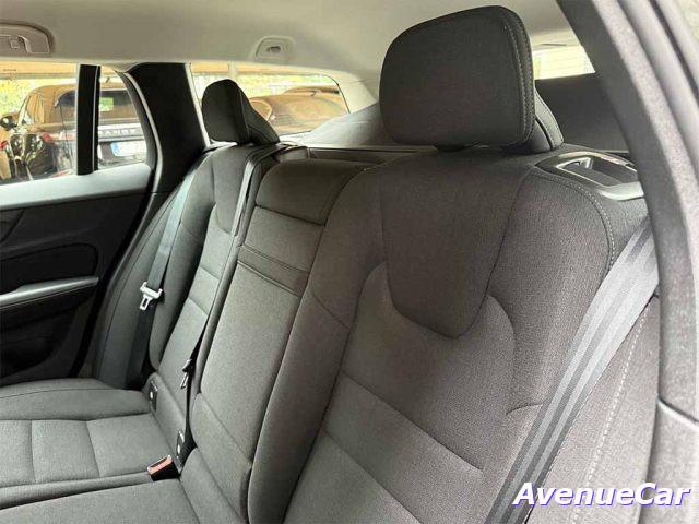 VOLVO V60 Cross Country 2.0 b4 awd Business Pro IVA ESP UNICO PROPRIETARIO