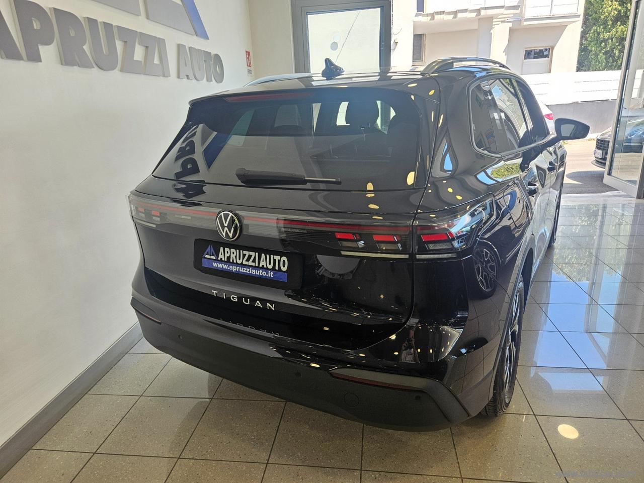 VOLKSWAGEN Tiguan 2.0 TDI 150CV SCR DSG Life