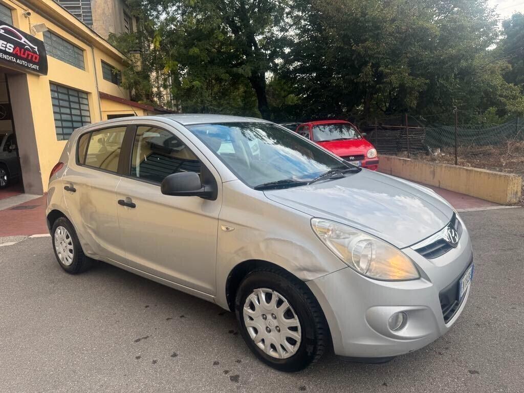Hyundai i20 1.4 CRDi 5p. Sound Edition 2012 diesel NEOPATENTATI