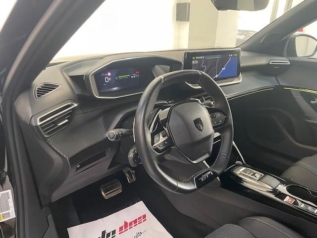 Peugeot 2008 PureTech 130 CV S&S EAT8 GT