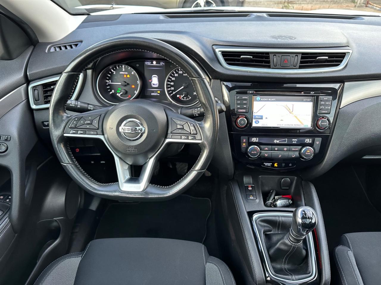 Nissan Qashqai 1.5dCi 115CV N-Connecta 2019 Full led